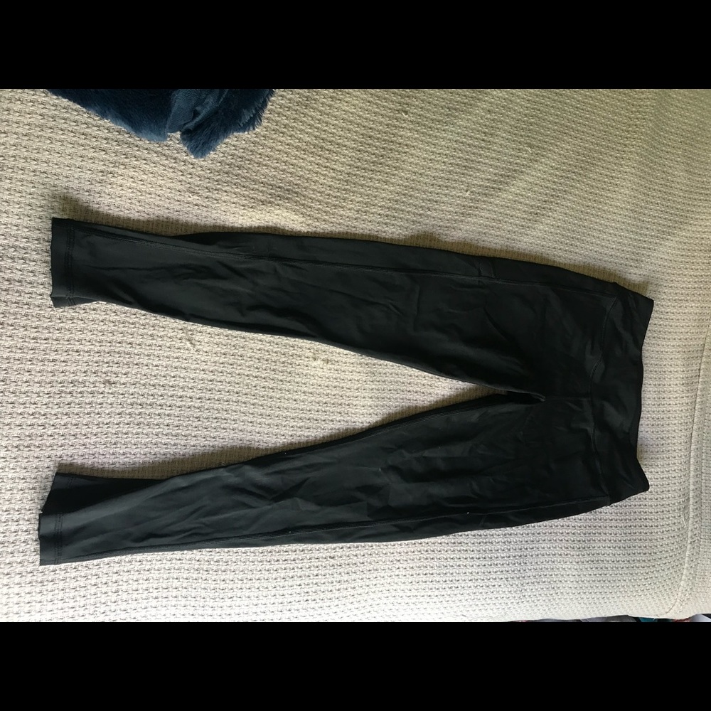 Victoria’s Secret ankle zip leggings